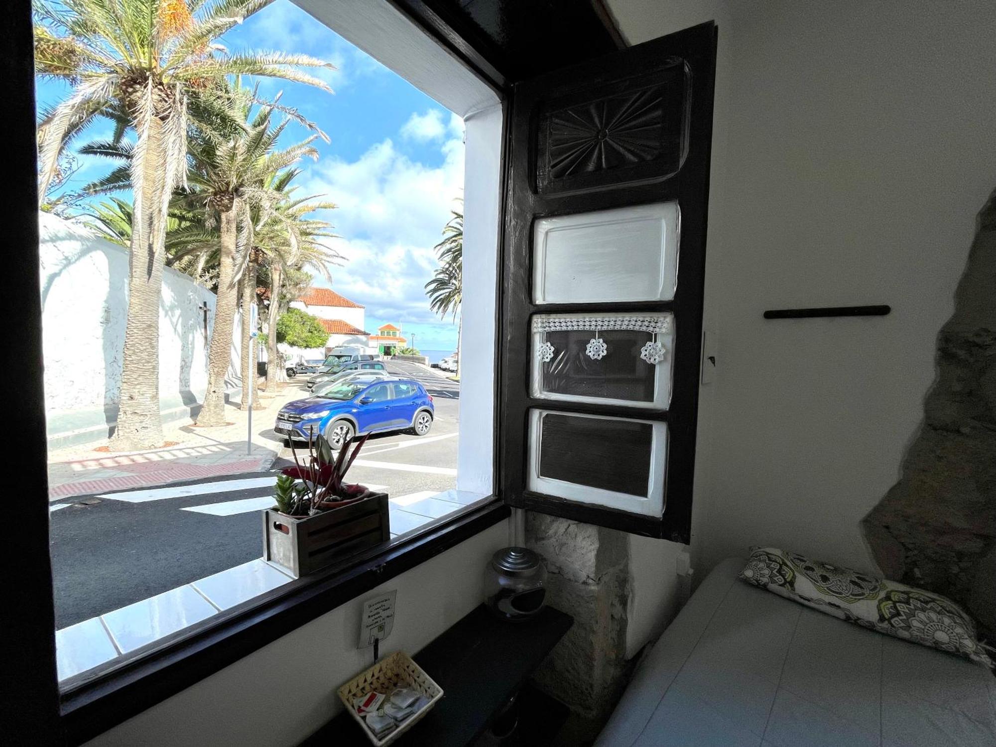 El Hostal Del Cubo San Juan de la Rambla Екстериор снимка